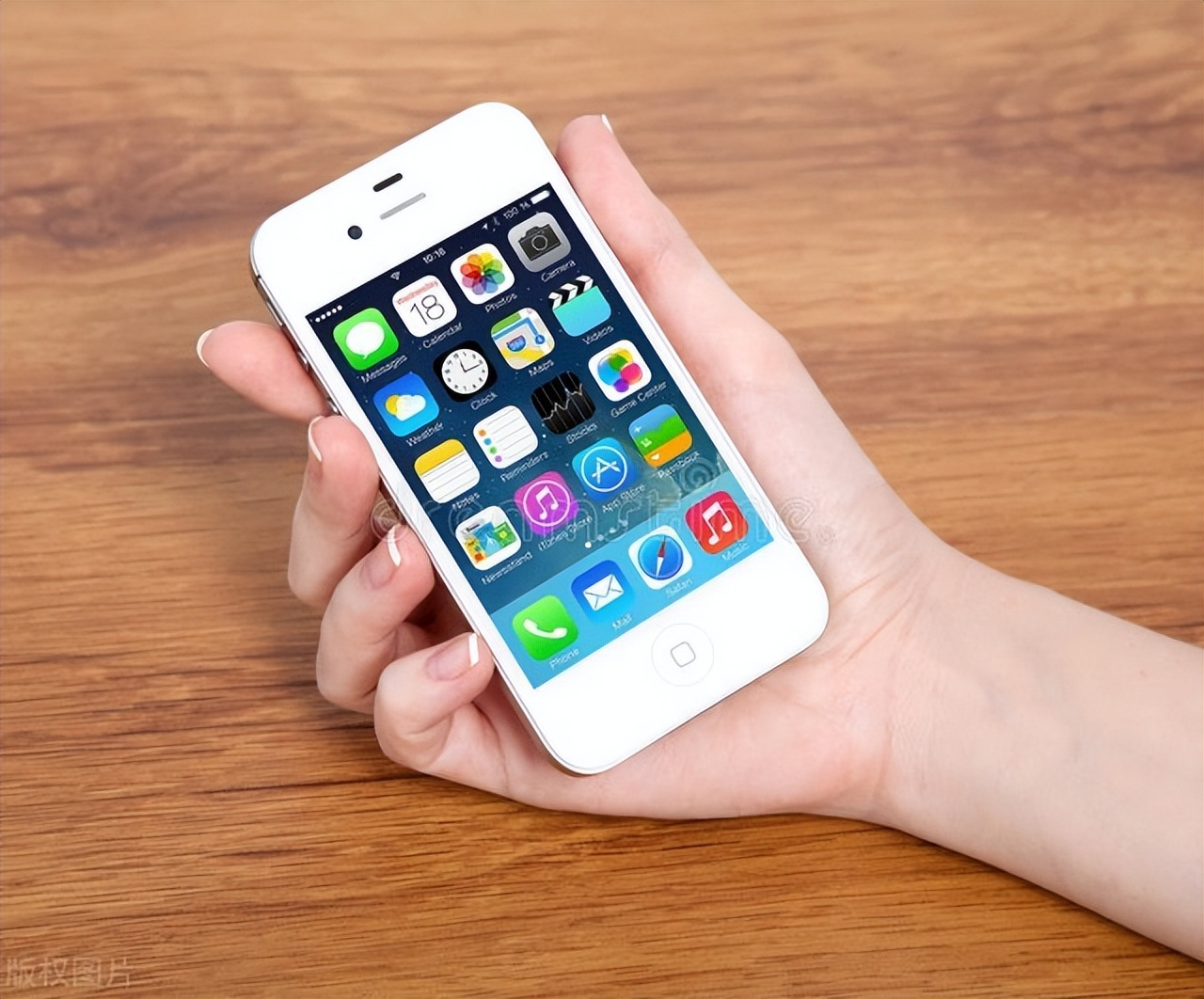 为什么拆电池的手机被淘汰了,可换电池手机为啥被淘汰了