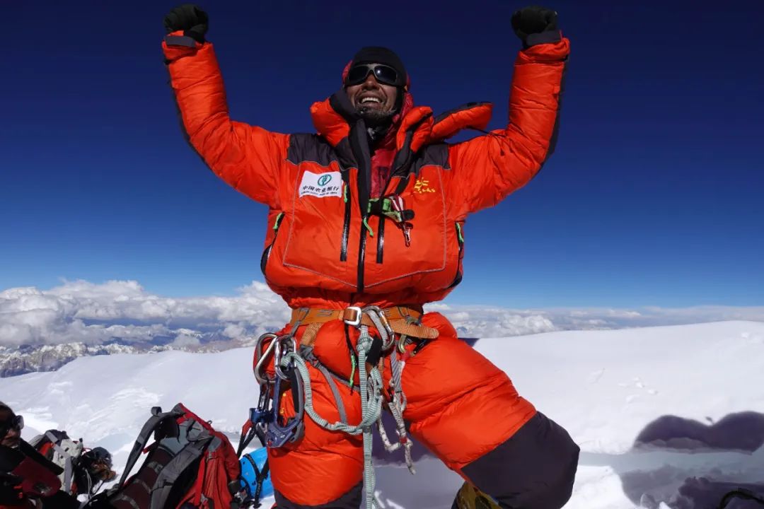 从银行员工到户外探险家，对话「中国登山第一人」张梁