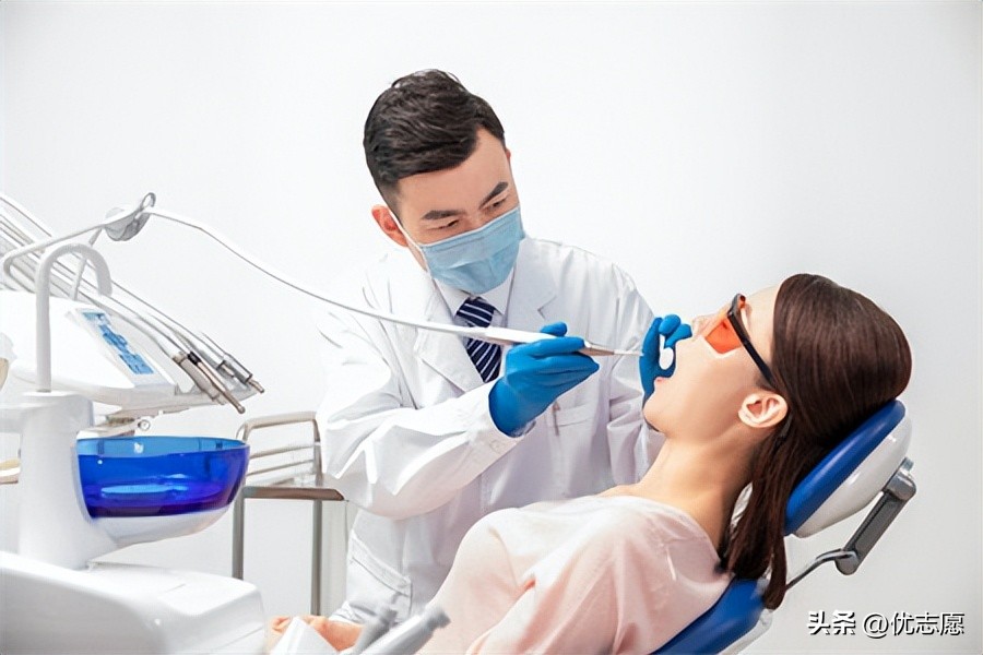 口腔医学技术与口腔医学有区别吗,口腔医学技术和口腔医学有区别吗