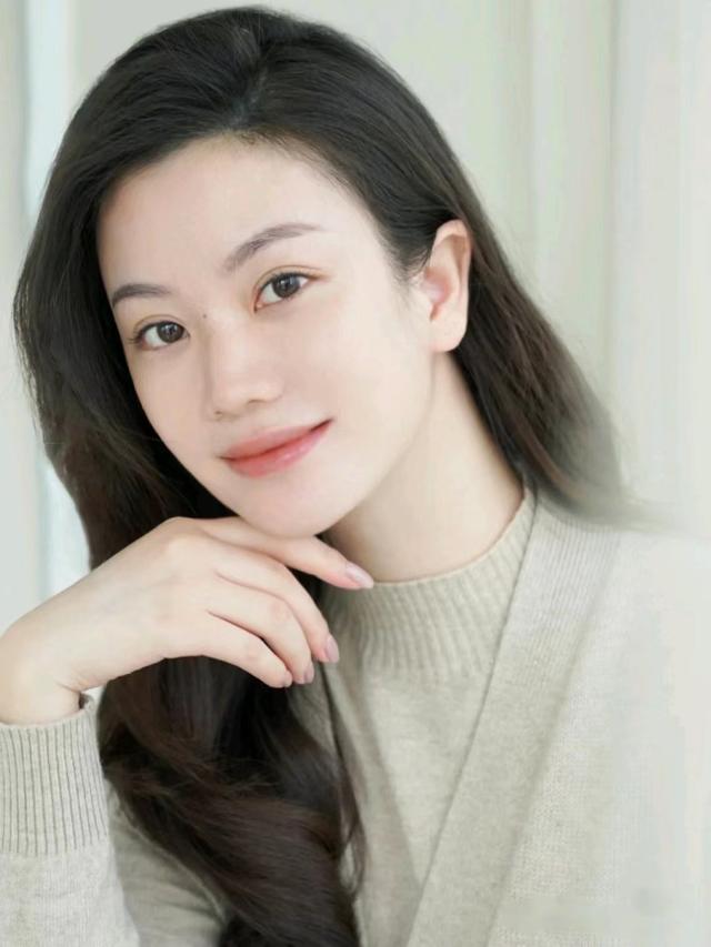 用什么粉底液都脱妆是什么原因,为什么涂完粉底液脸会脱妆