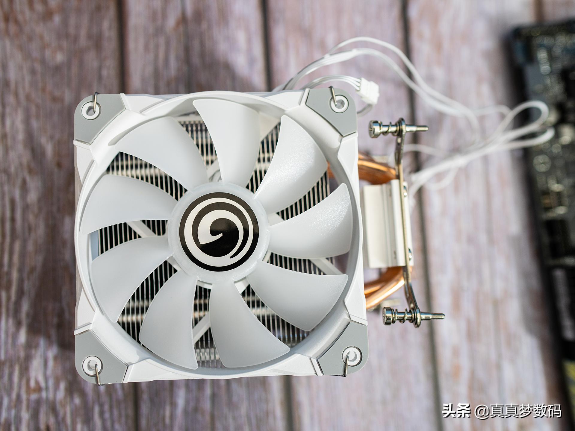 时隔三年再装机：攒了一台12代i7小钢炮主机，等显卡降价