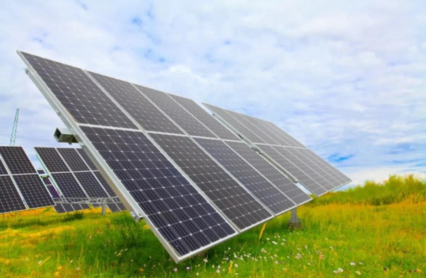 光伏发电照亮脱贫致富路,太阳能光伏发电能致富吗