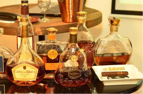 面对白兰地“超百亿级”新赛道“国货替代”还要多久？|知酒智库