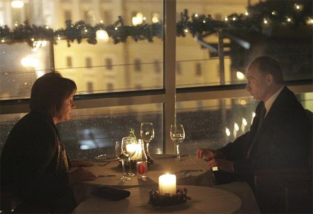 普京当选总统后第一件事,普京当选总统后流泪讲话视频