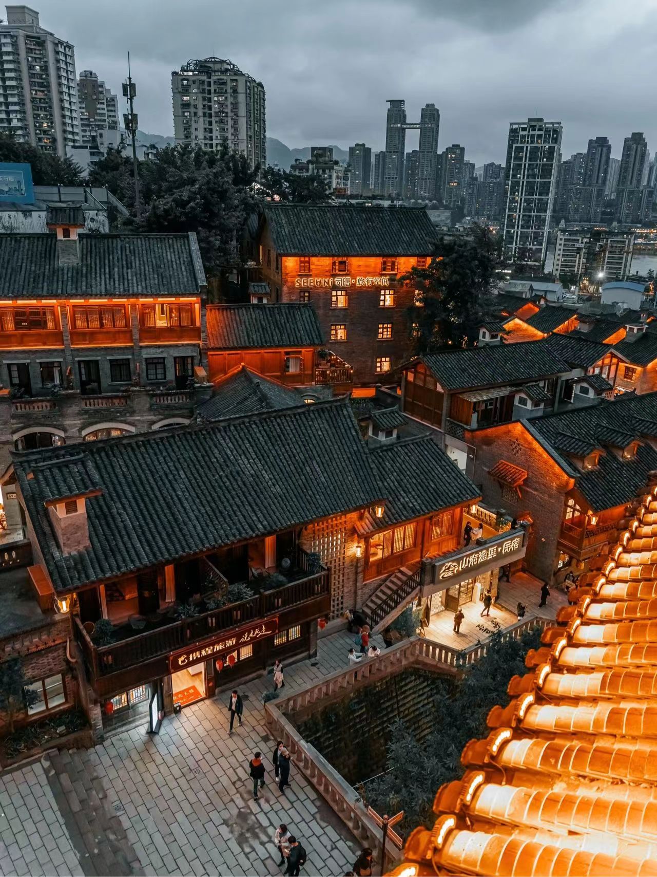 重庆十八梯是重庆游玩最后一站,重庆周边十八梯风景区介绍