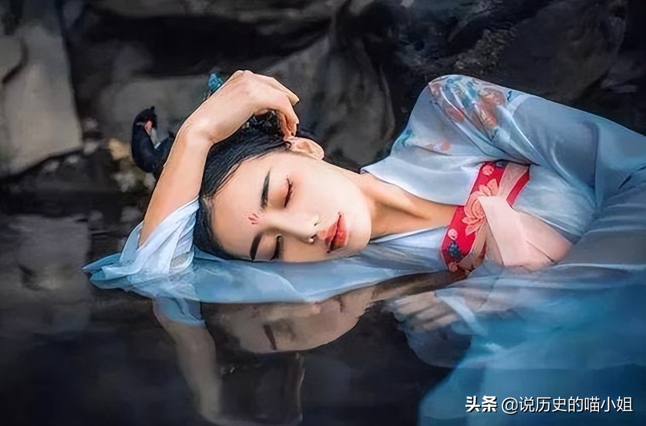 古人云：“男占三八必发，女占三八必寡”，“三八”是什么意思？