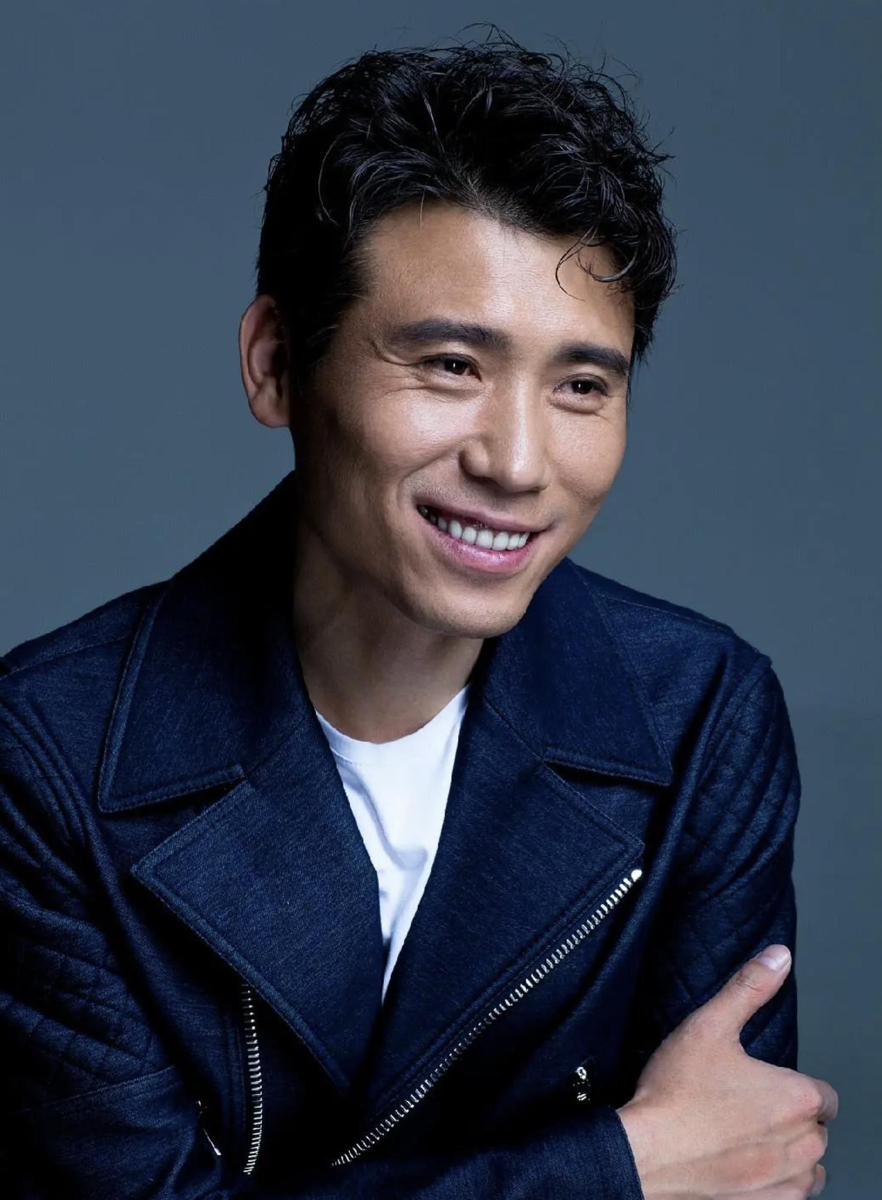 李乃文颜丙燕绯闻,李乃文和颜丙燕搭档过吗