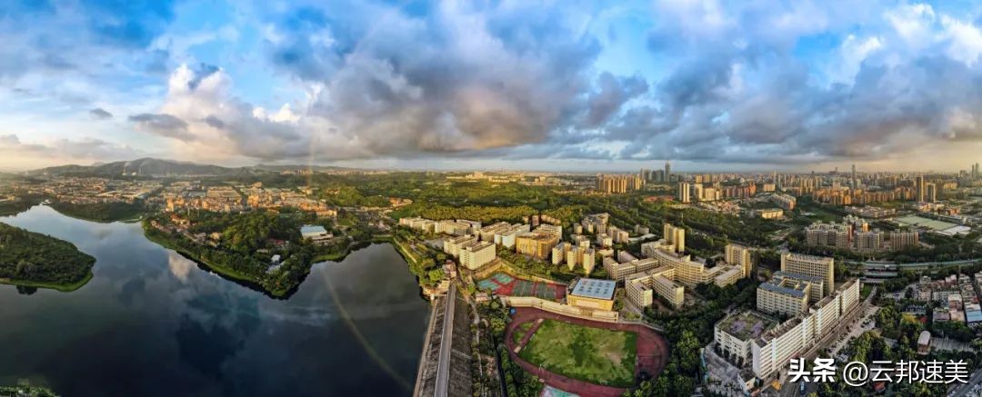 跨境电子商务专业学校排名专科,跨境电子商务学校专业排名