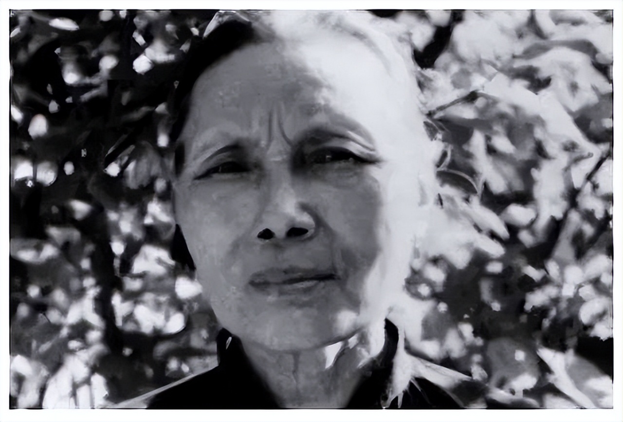 97年*小平邓**去世，大5岁的继母悲痛绝食，卓琳：您忘了他说的话吗