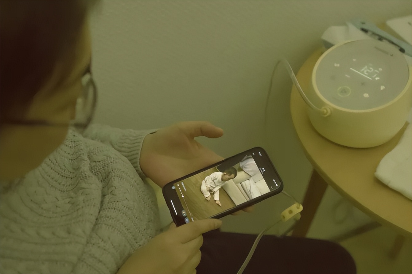 热扎依获奖感言,让职场妈妈狠狠共鸣了