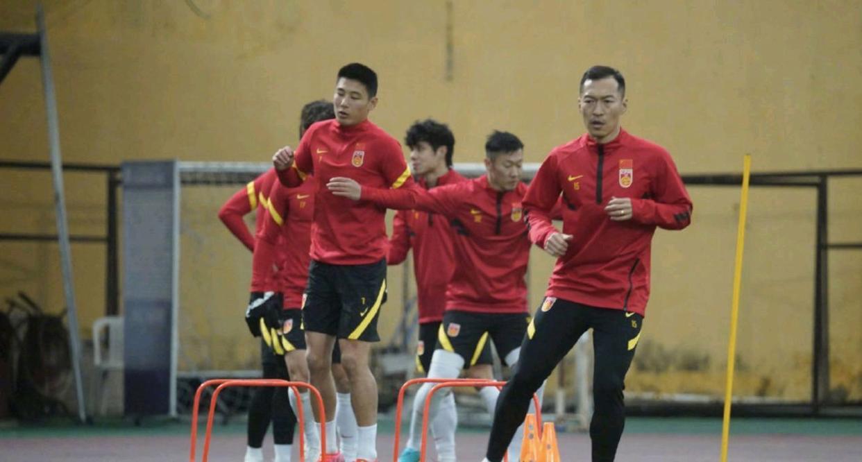 武磊和艾克森谁更强,让艾克森和武磊组成最强边锋