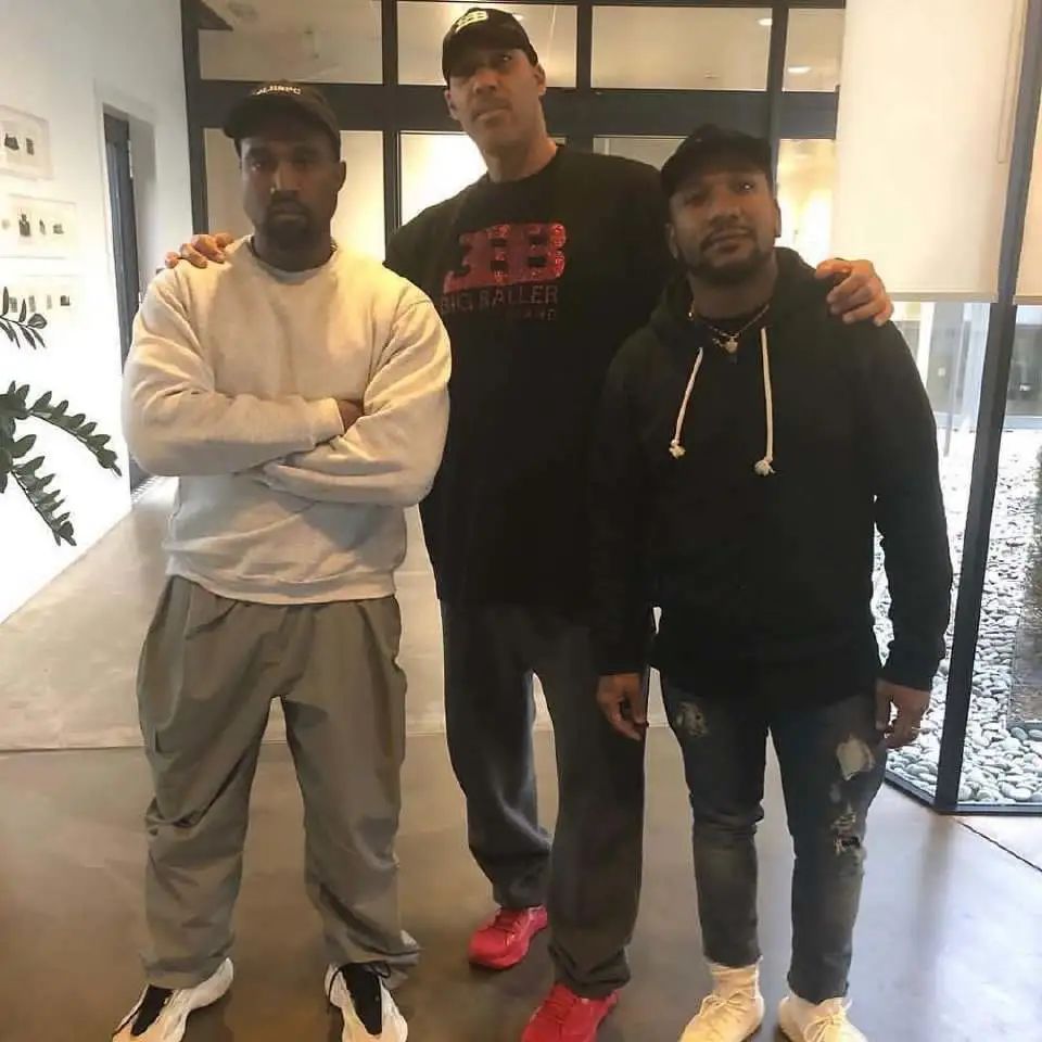 nba球员上脚的奇葩鞋,nba球星穿的奇葩球鞋