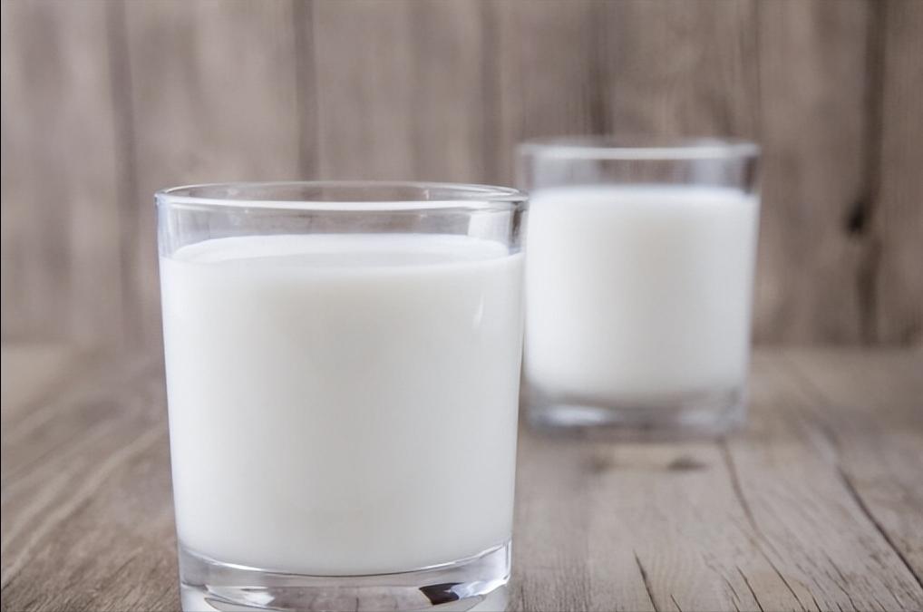 为什么盒装牛奶比袋装的保质期长,袋装牛奶和盒装奶的质量有区别吗