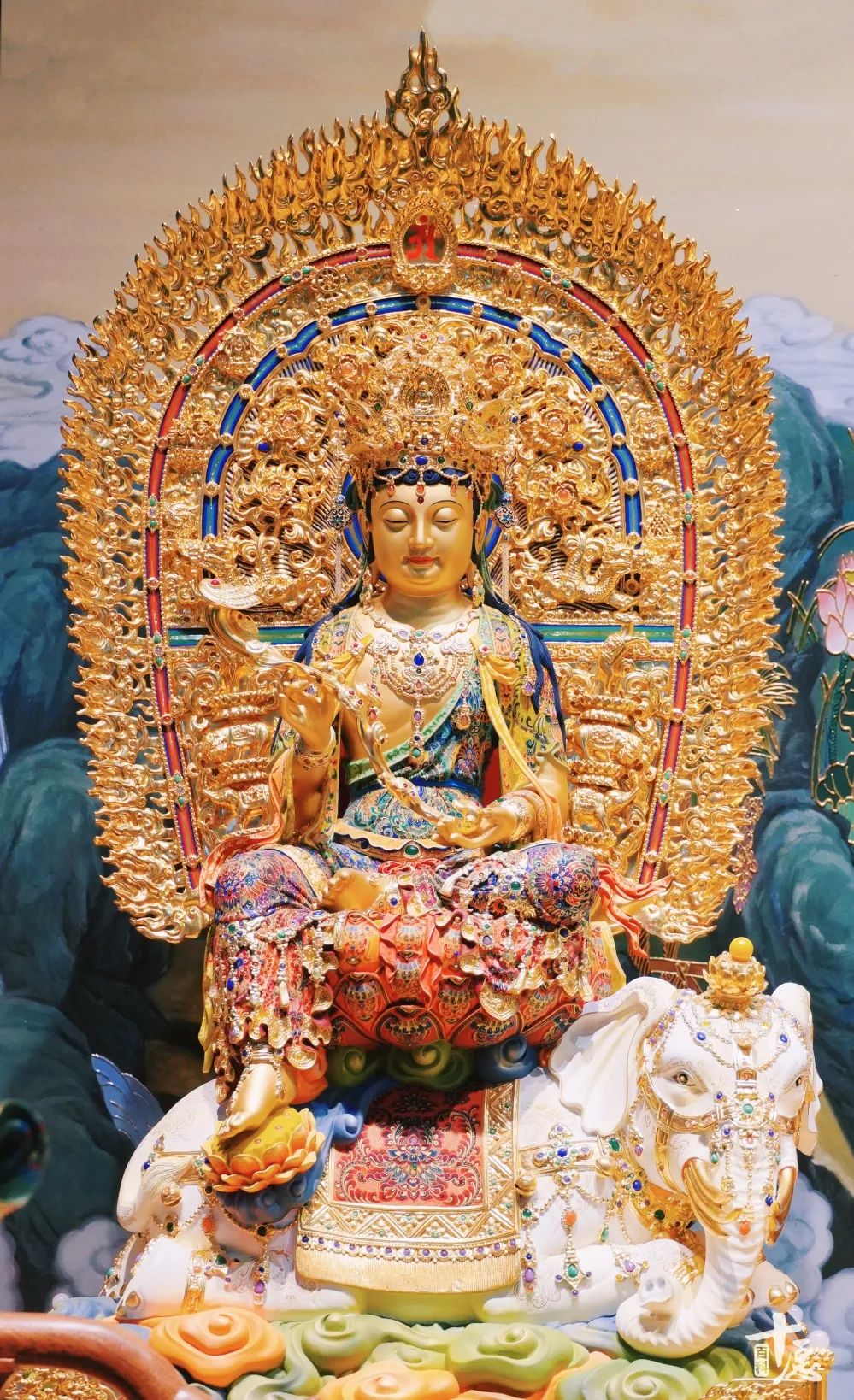 佛菩萨圣像高清大图,菩萨太美了原版