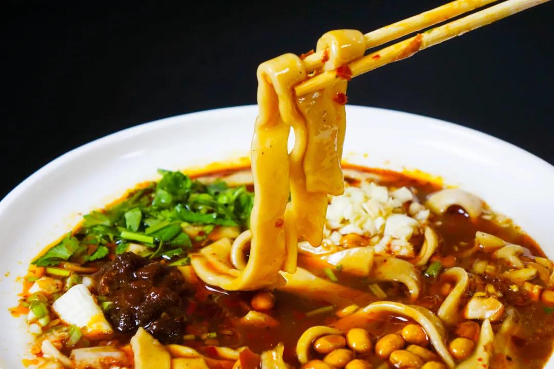 小县城开早餐店能赚钱吗,开早餐店到底赚不赚钱