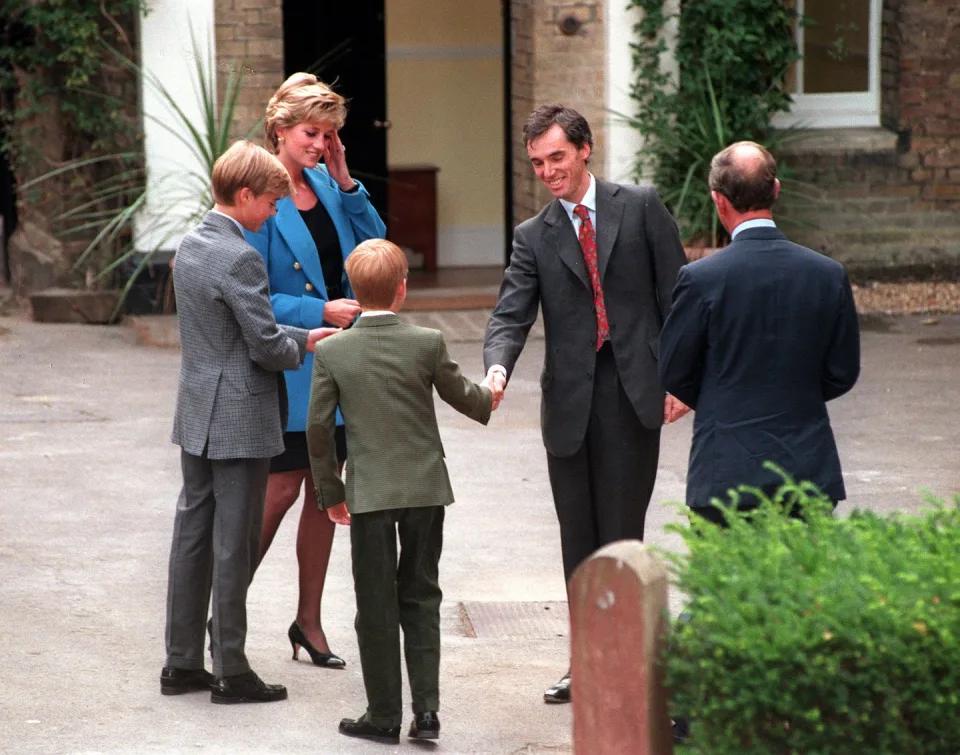 威廉王子伊顿公学生活,威廉王子公学