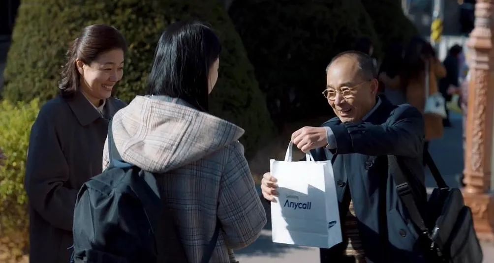 真假安娜身份被揭穿,真假安娜韩剧哪里看