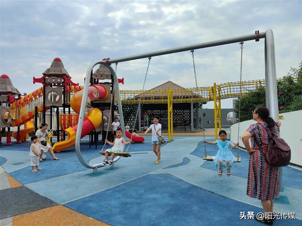 “清凉消费”走俏，旌城“夏日经济”释放消费活力