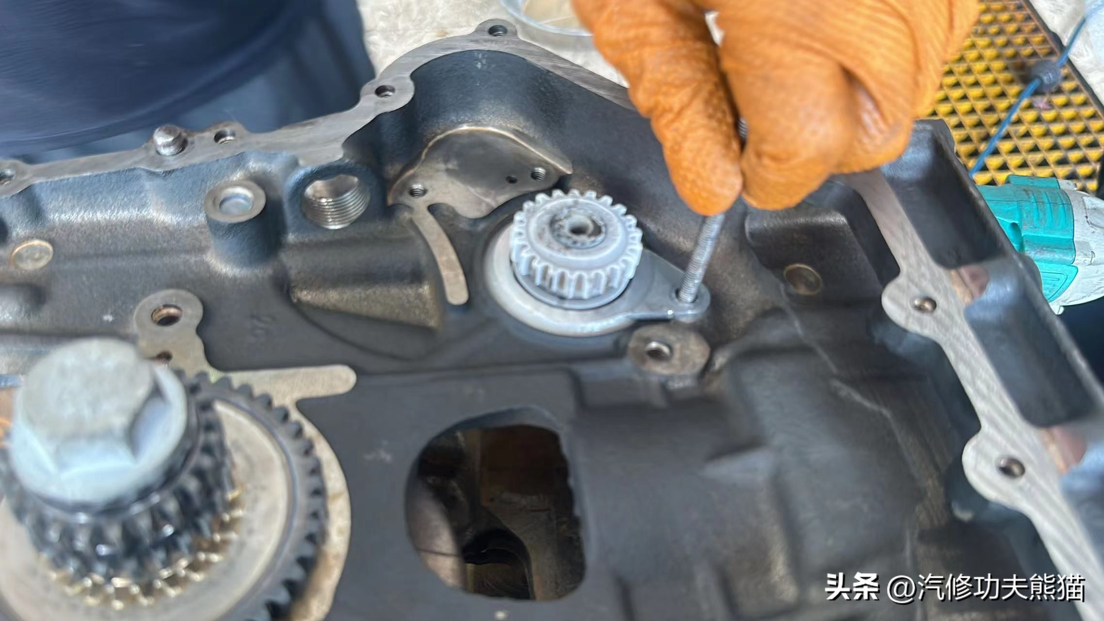 夏朗烧机油1500公里,进口大众夏朗1.8t不烧机油