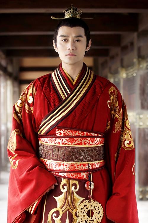 王凯首谈身体患病的父亲,王凯父亲肺癌