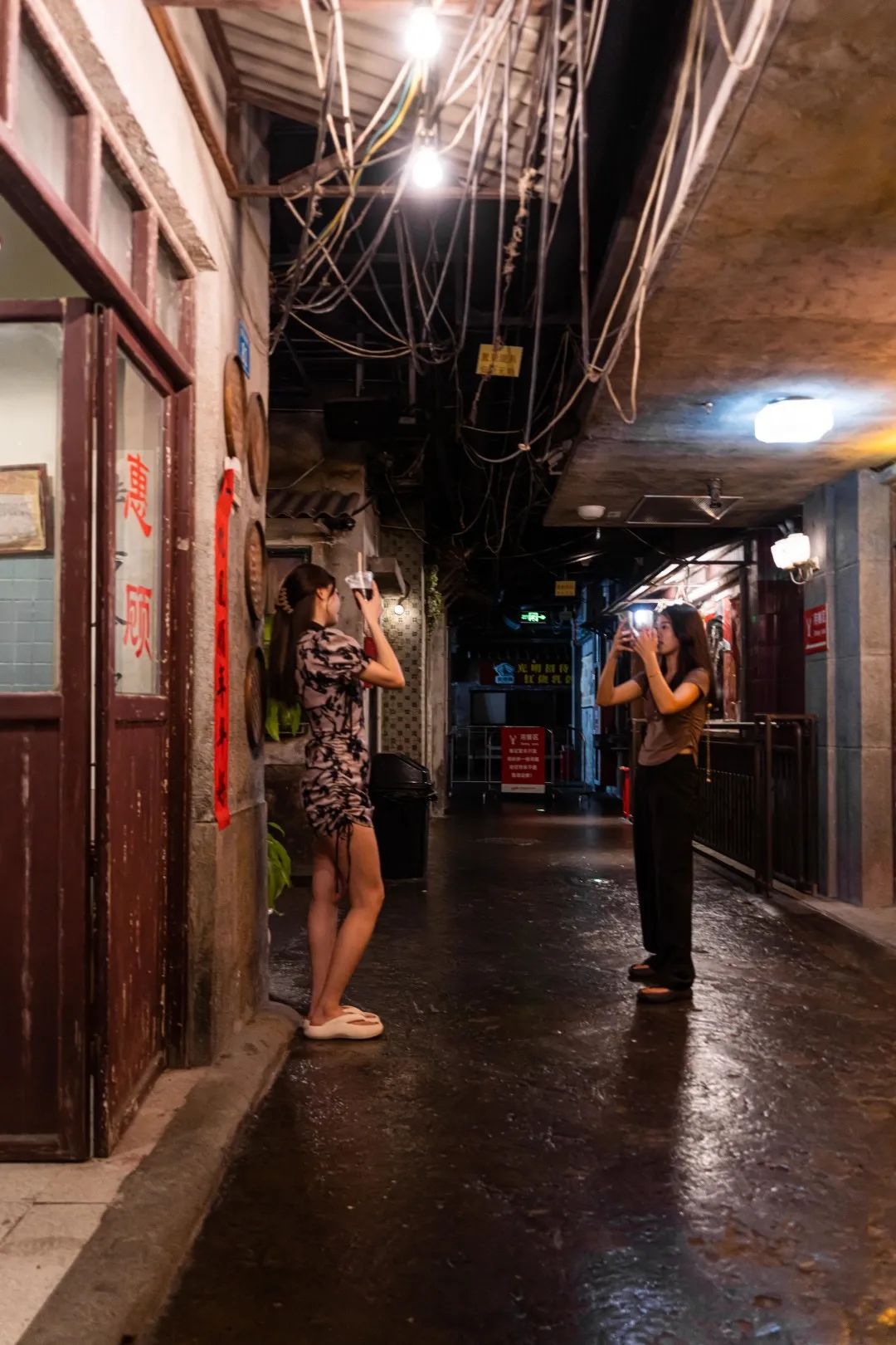 深圳文和友简介,深圳文和友引上万人排队