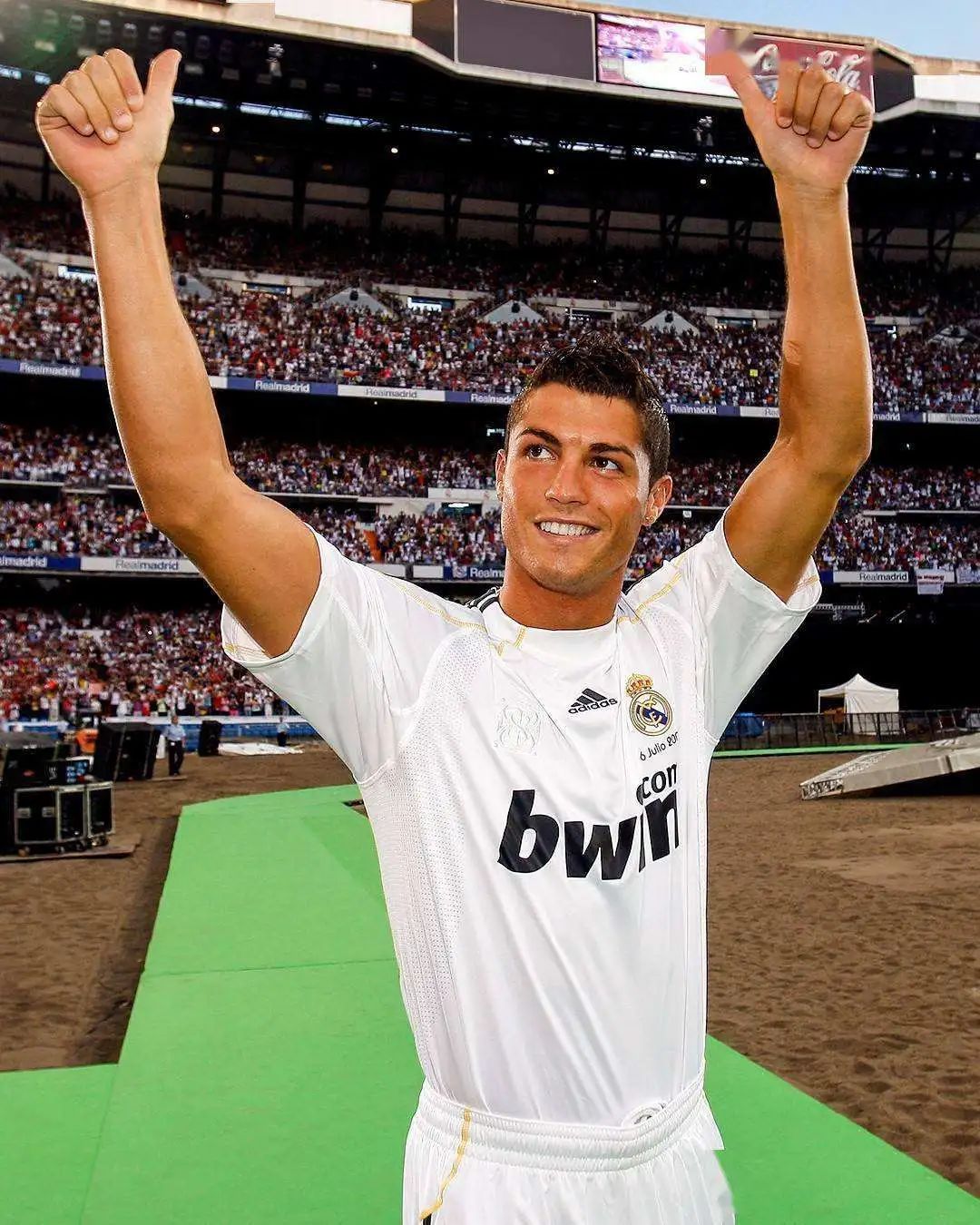 青春不过几届世界杯梅西,青春不过几届世界杯熬夜又何妨