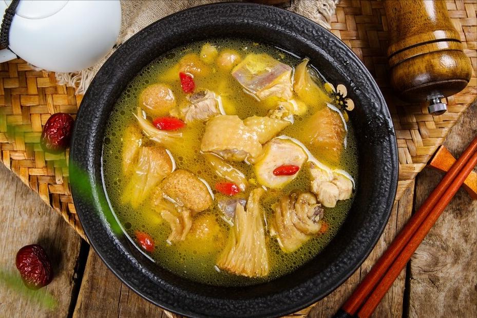 阳了要忌口，少吃发物，多吃3水果，3菜，3肉，补能量，助力恢复