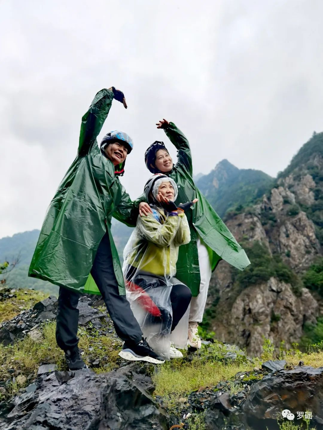 冒雨骑游资江小三峡·板竹山·望云寺观风景