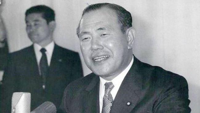 日本记者有意刁难：*鱼岛钓**归属哪国，*小平邓**的巧妙对答，让人钦佩