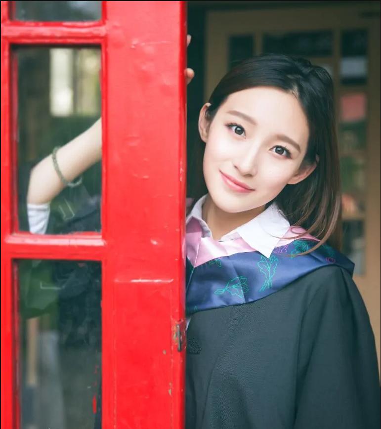 春晚女主持人马凡舒的颜值,央视最美女主持人马凡舒