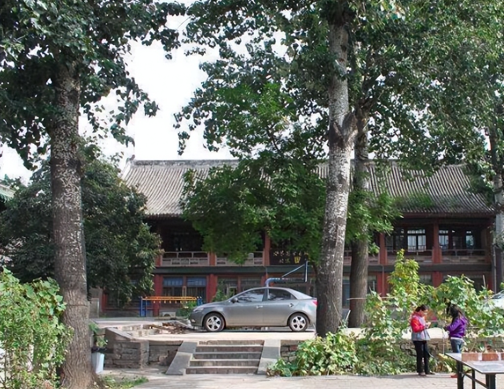 清朝12位铁帽子王是谁,辛亥革命推翻清朝的第一人是谁