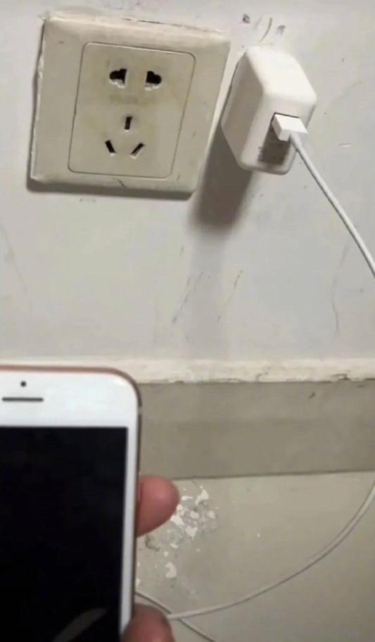 “写网文发现忠实粉丝竟是闺蜜?”哈哈哈哈哈感天动地姐妹情!