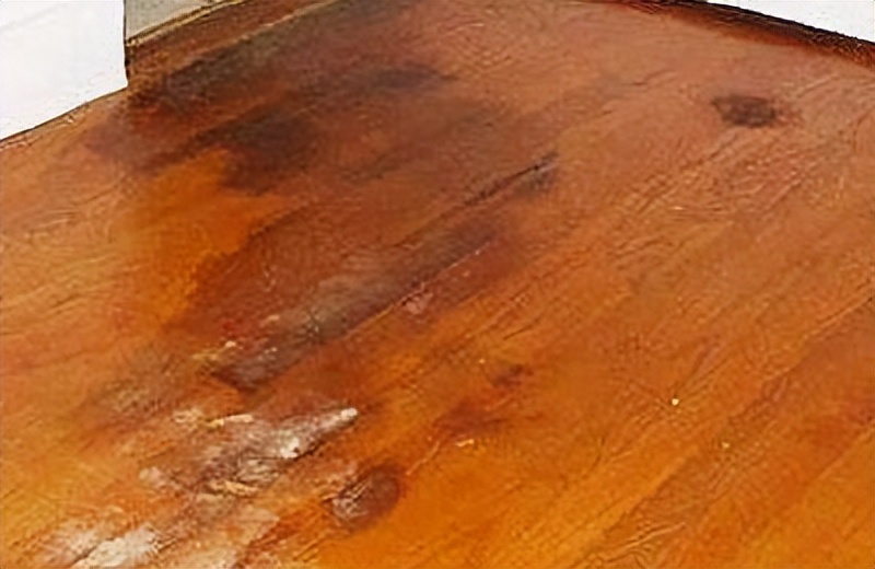 龙凤檀实木地板会发霉吗,多层实木地板接缝发霉