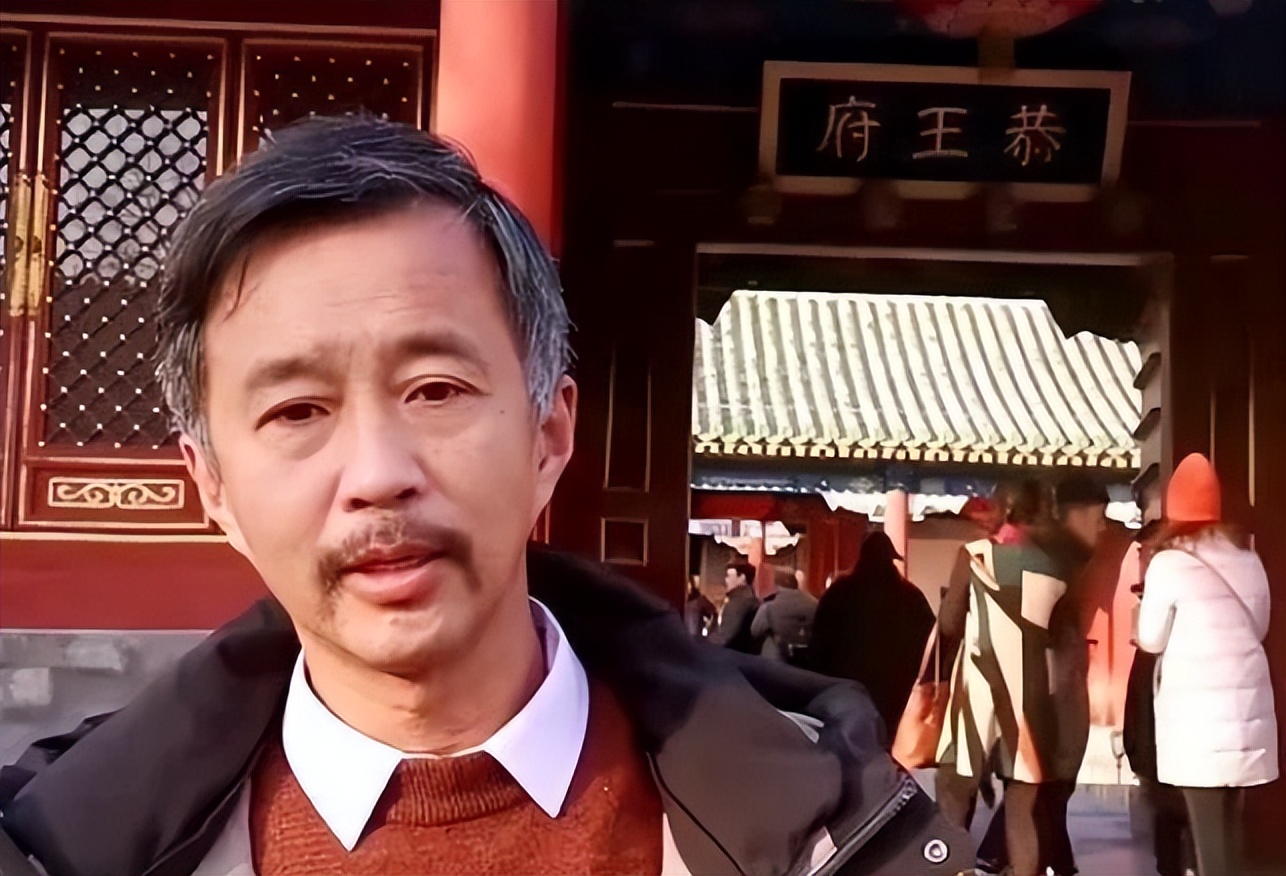 流浪大师沈巍最新现状,流浪大师沈巍十年前图片