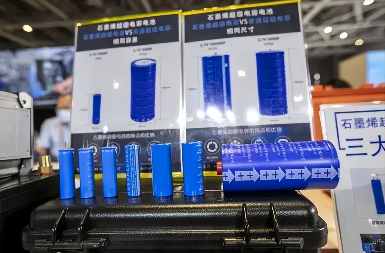 石墨烯的韧性是钢的多少倍,石墨烯比最强的钢铁还硬一百倍