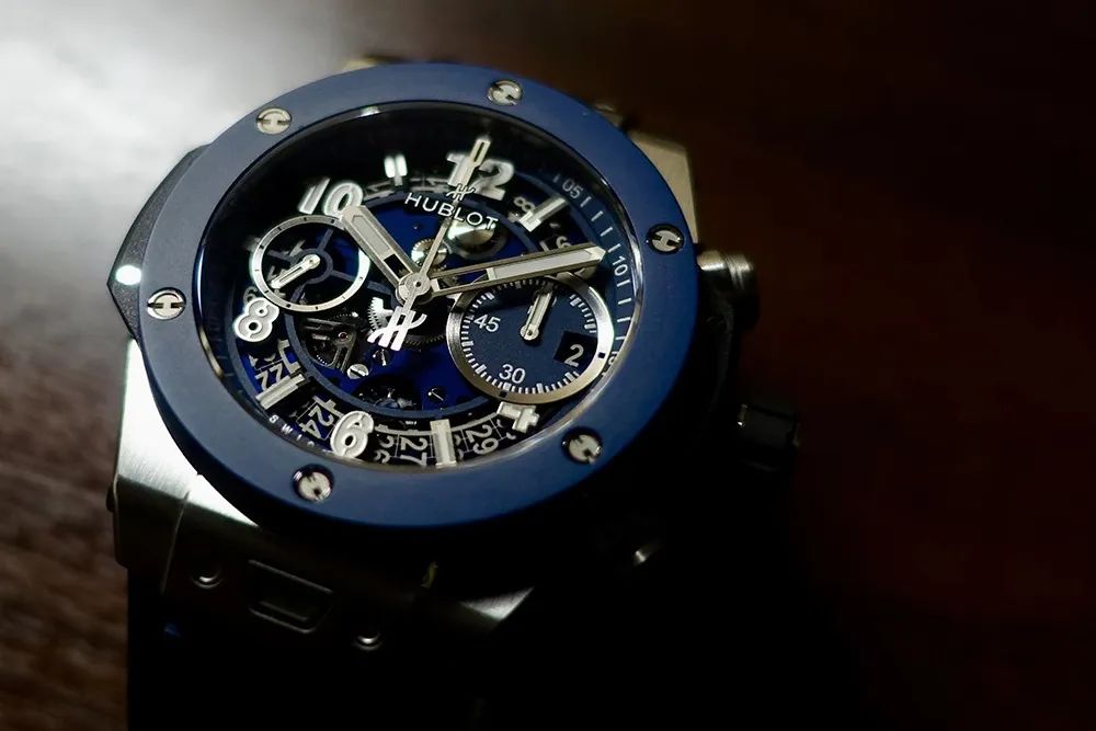 冒险买下这块表后,我找回了10年前玩表的新鲜感