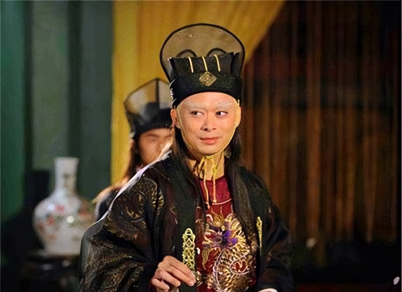 历史上唯一杀过两个皇帝的太监,史上最硬核的三个太监是谁