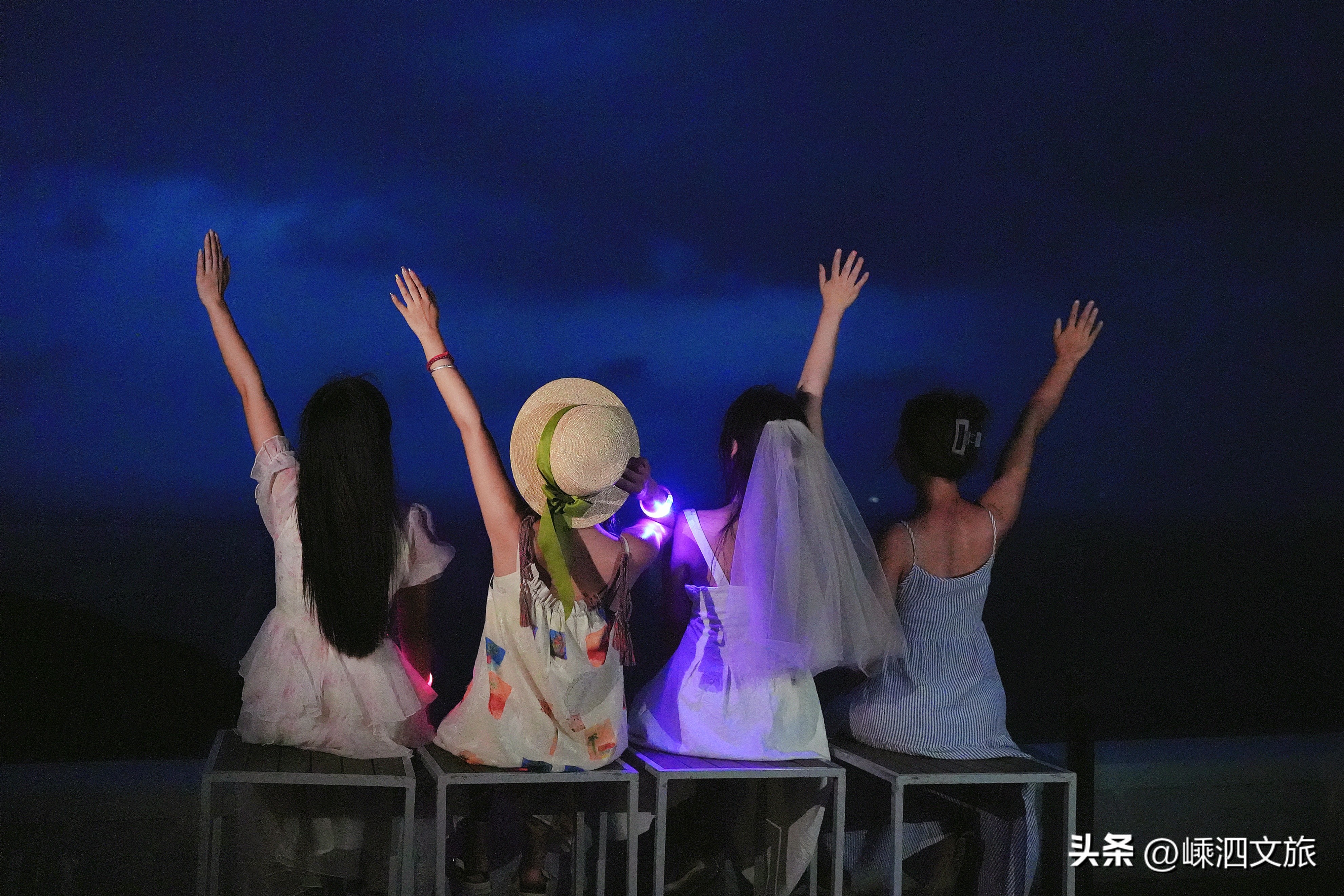 体操奥运冠军到访香港,奥运体操冠军上台跳舞