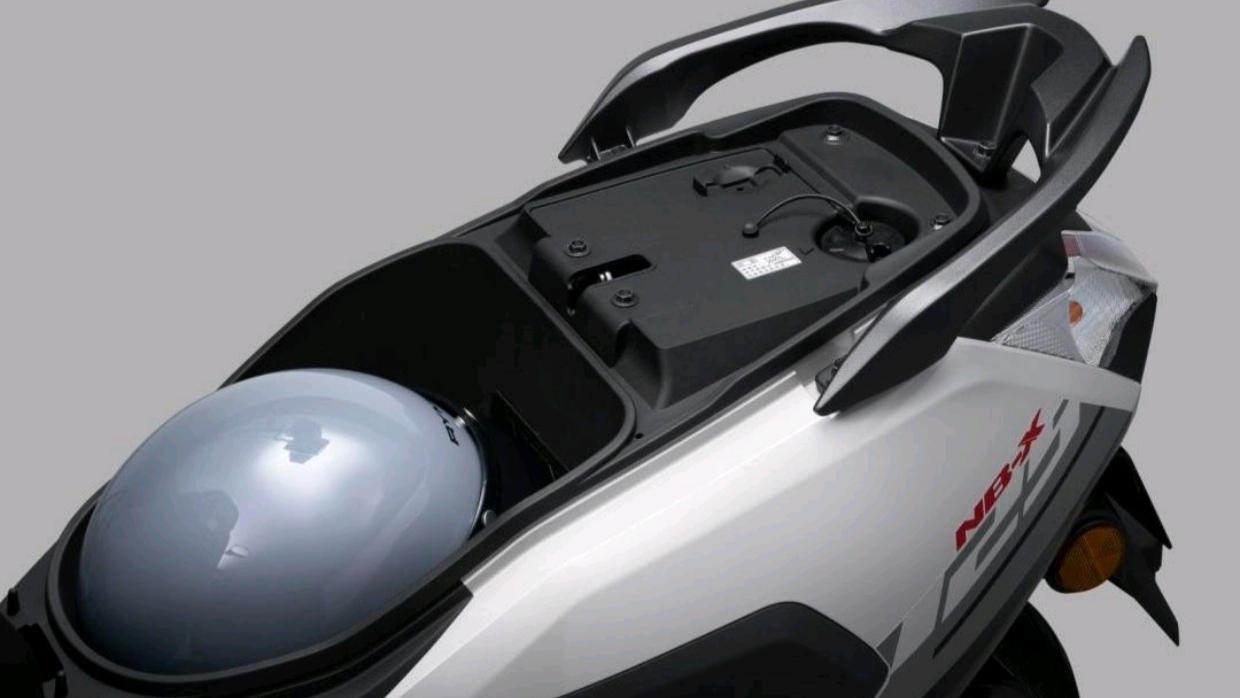 五羊本田nbx125对比巧格125,五羊本田nx125评测对比uy125