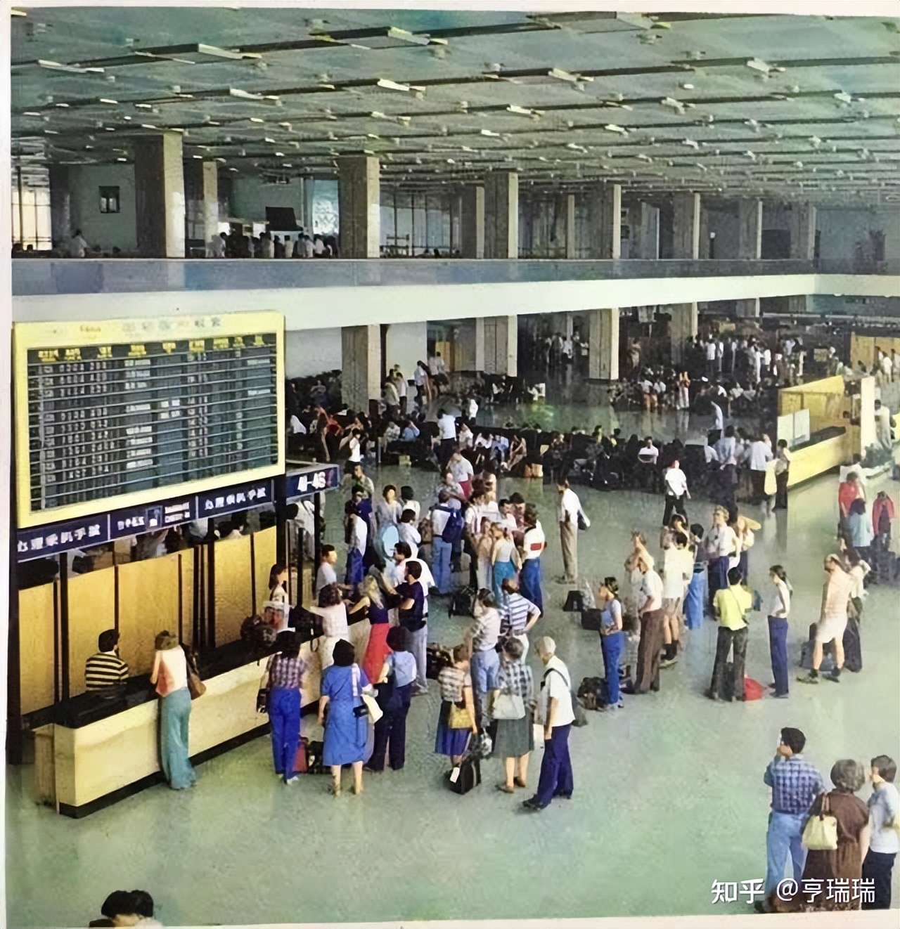 老飞机二战视频,70年代老古飞机