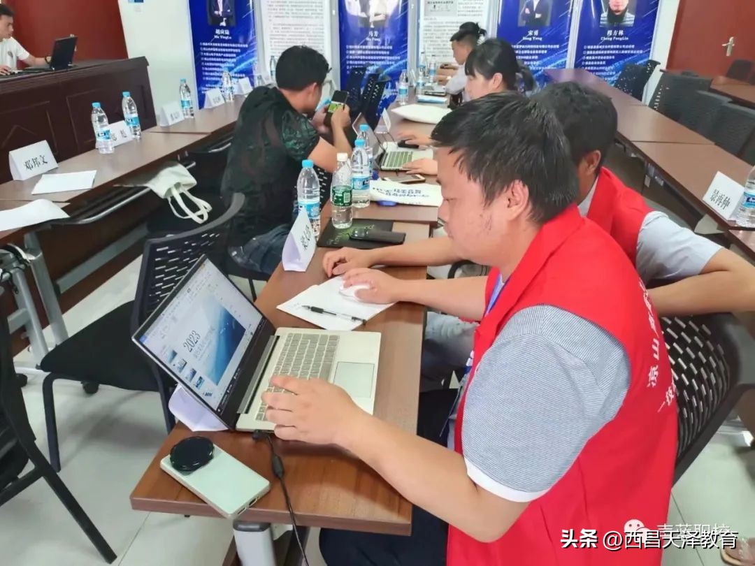 鍒涙柊鍒涗笟澶ц禌璺紨ppt,鍒涙柊鍒涗笟澶ц禌璺紨ppt瑕佷笉瑕佸仛鐩綍