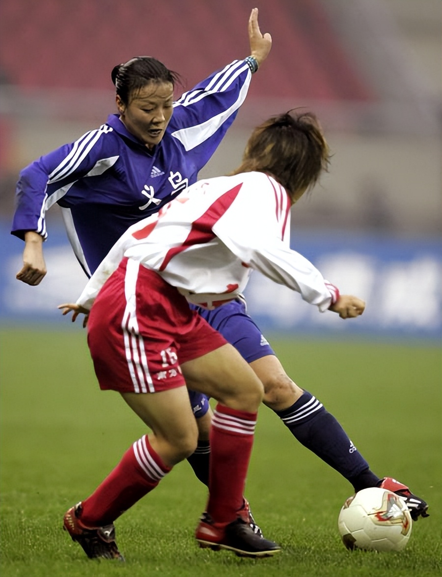 43岁前女足国脚张欧影成长经历,中国女足7号张欧影