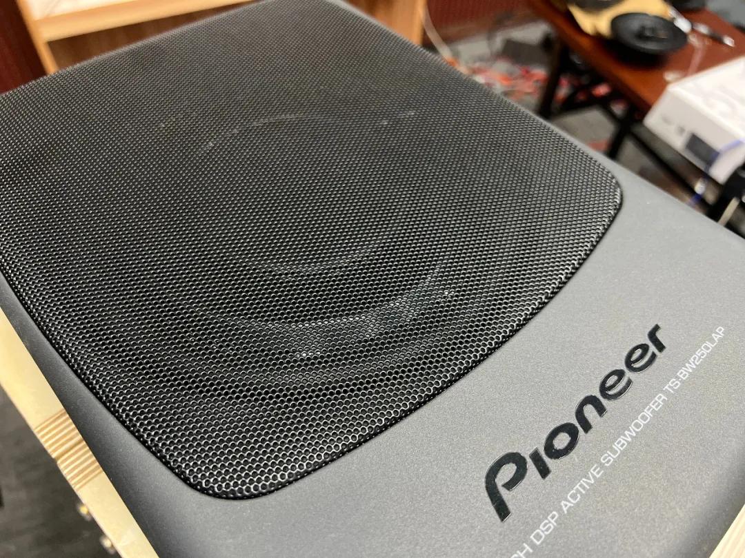 劲能超炮，澎湃结实先锋TS-BW250LAP超薄低音