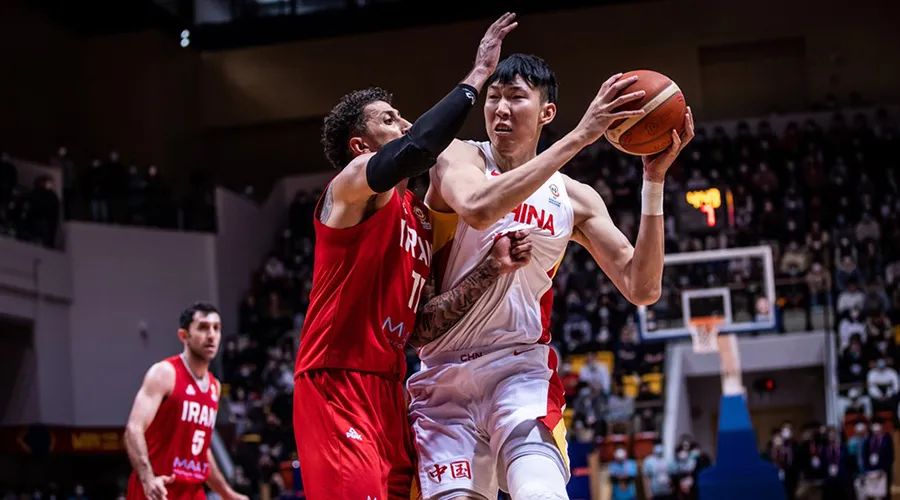 新疆队二连胜周琦,周琦和疆粤大战