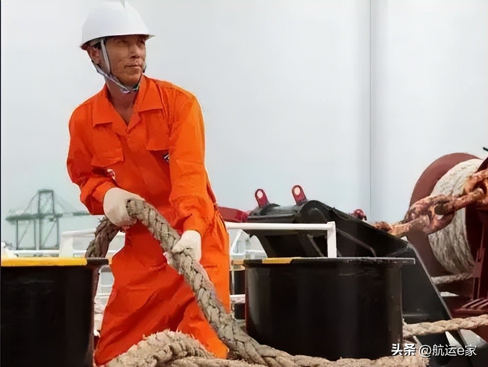 海员跑船不受国内经济的影响吗,海员跑船一万吨的船怎么样
