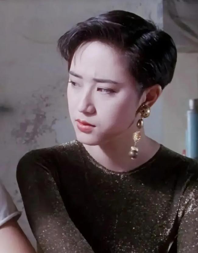 56岁陈法蓉近况曝光，两次被指插足，恋爱被骗2.8亿元，差点抑郁自杀：别劝我结婚！