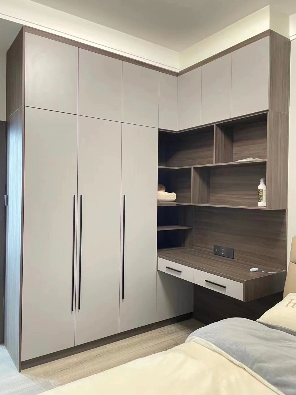 今年衣柜颜色最流行什么颜色,鞋柜酒柜衣柜颜色用什么颜色好看