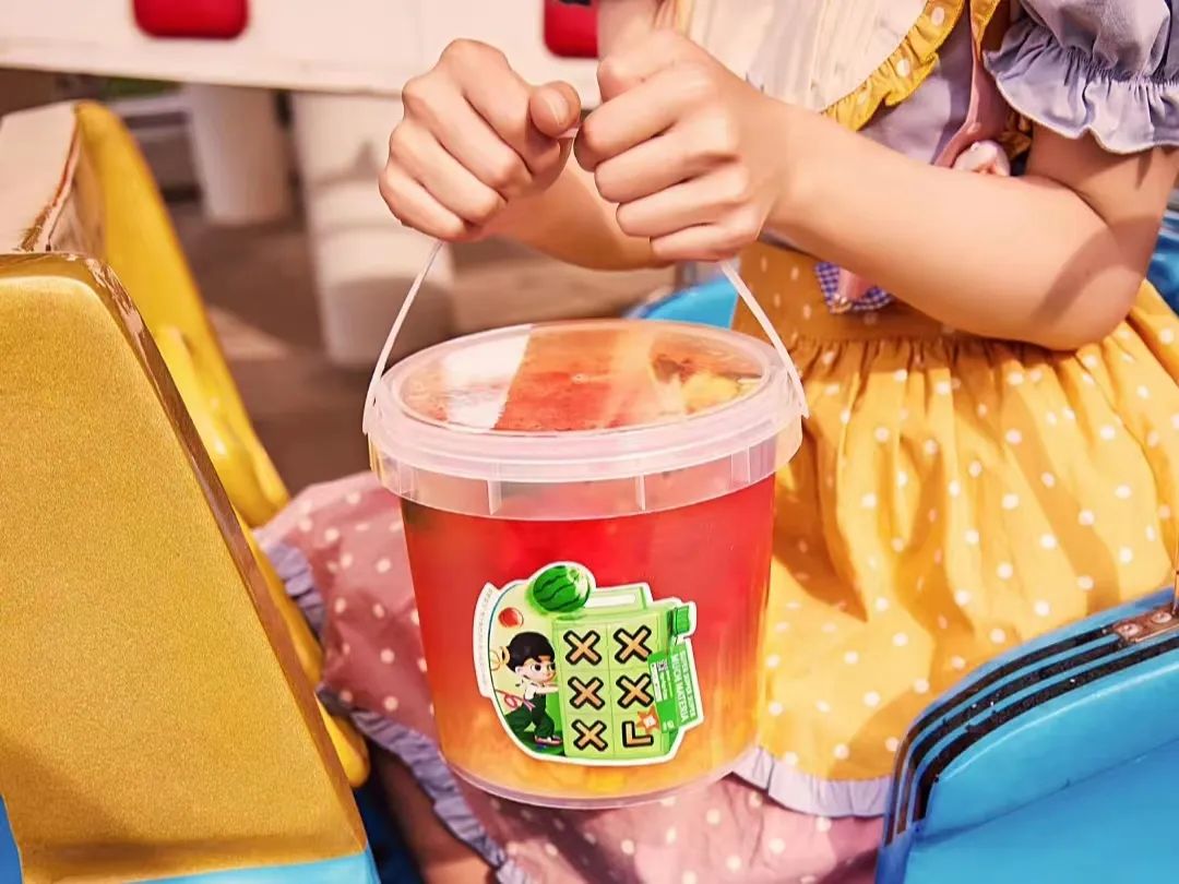 8斤椰子水,八斤超大瓶椰子水