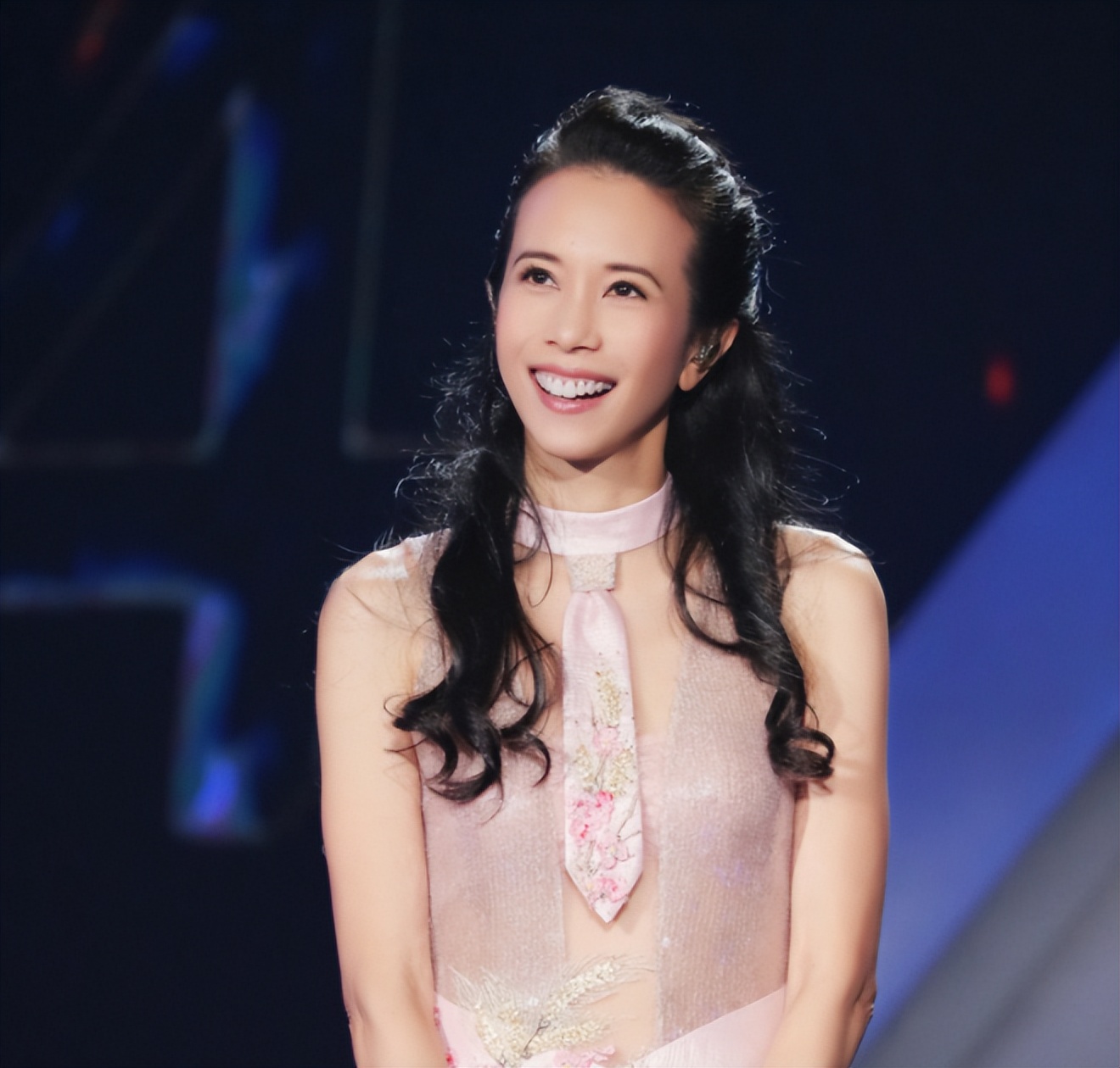 回应穿辱华品牌服装,穿辱华品牌会挨打吗