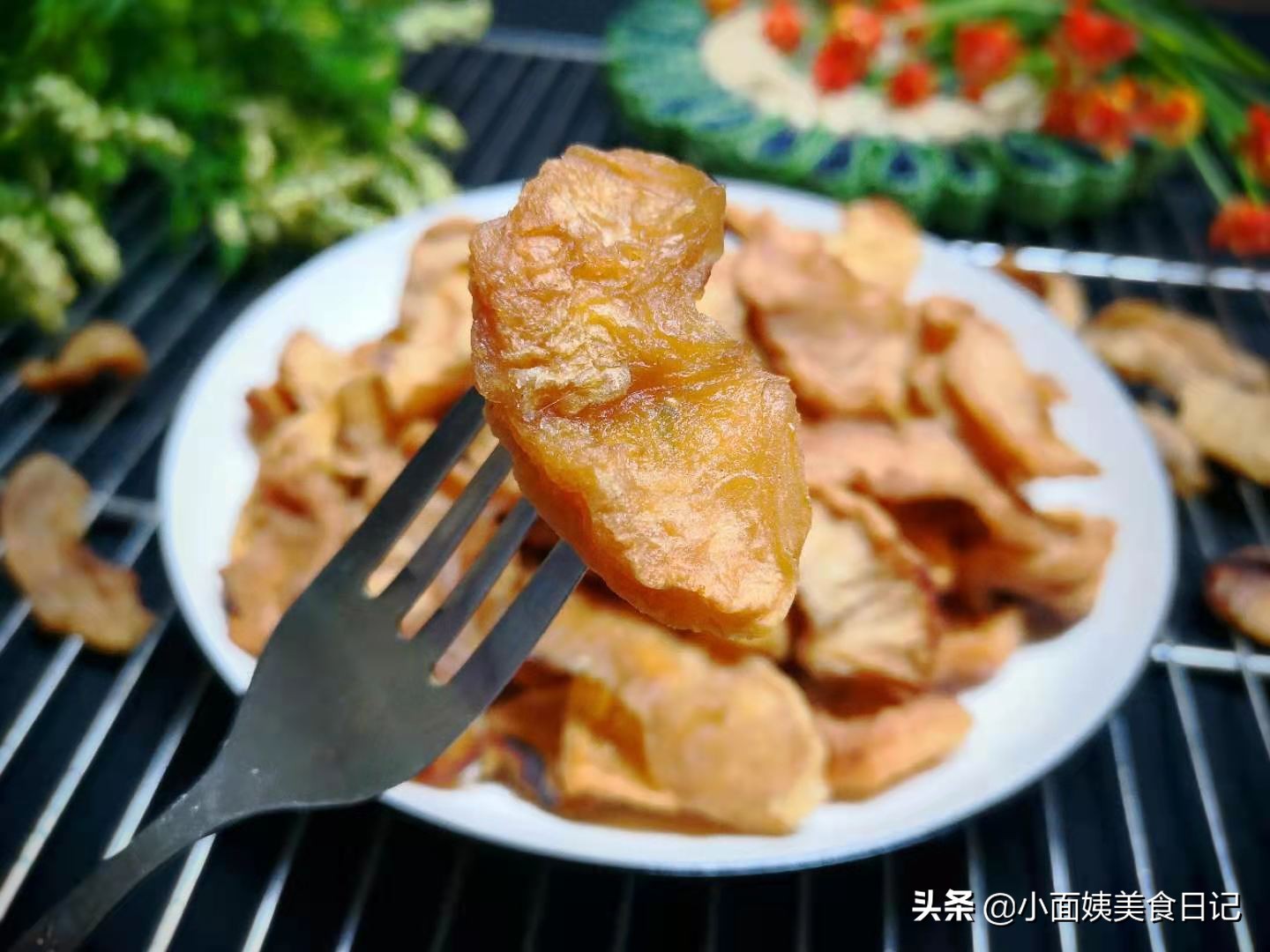 女人到了40岁建议多吃这几样,女性过了40岁推荐常吃3种食物